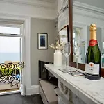 Ocean View * Filey